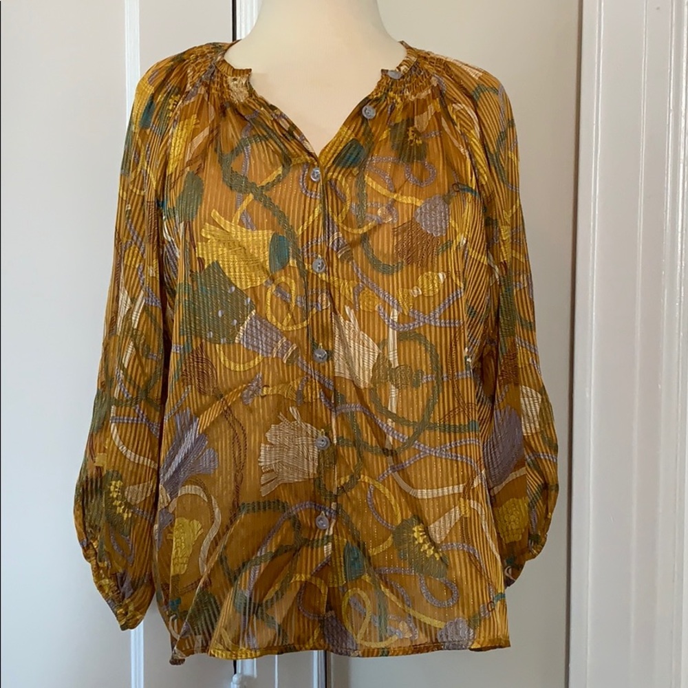 Gorgeous Tucker tassel print blouse size s/m